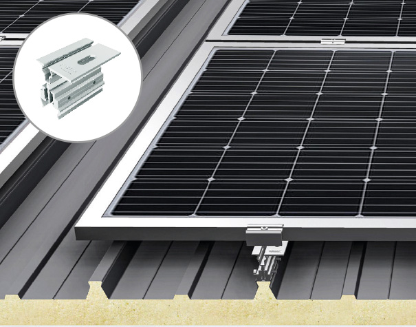 Das PV-Befestigungssystem DIRECT für Solarpaneele auf dem Sandwichpaneeldach ROMA Typ RD